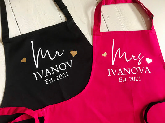 Couples Set of 2 Aprons - Personalised 2nd Wedding Anniversary Gift - Mr & Mrs -  Custom married name est year