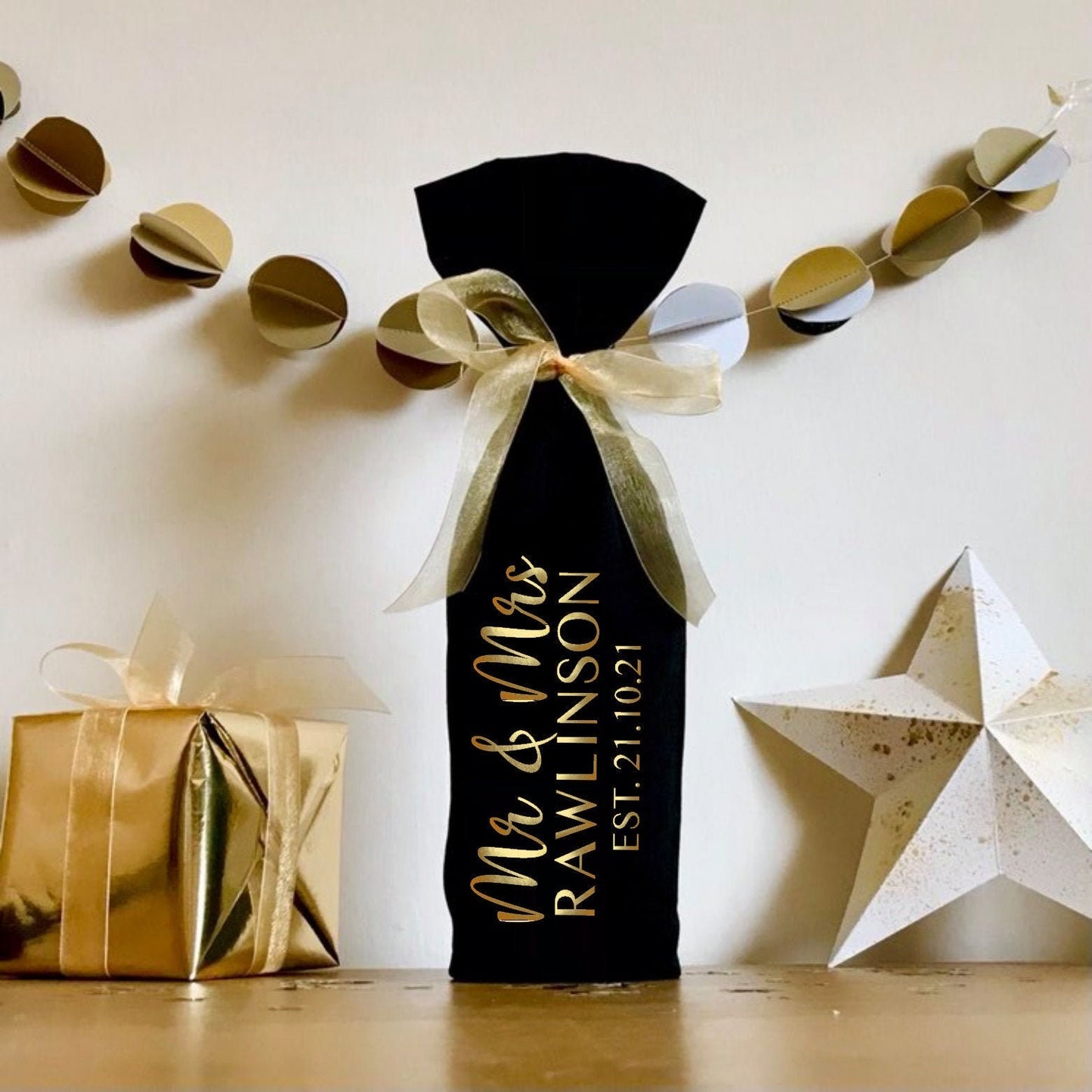 Wine Bottle Gift Bag, Gold Black White, Wedding Celebration, Mr Mrs, Champagne, personalised wedding gift, names and date