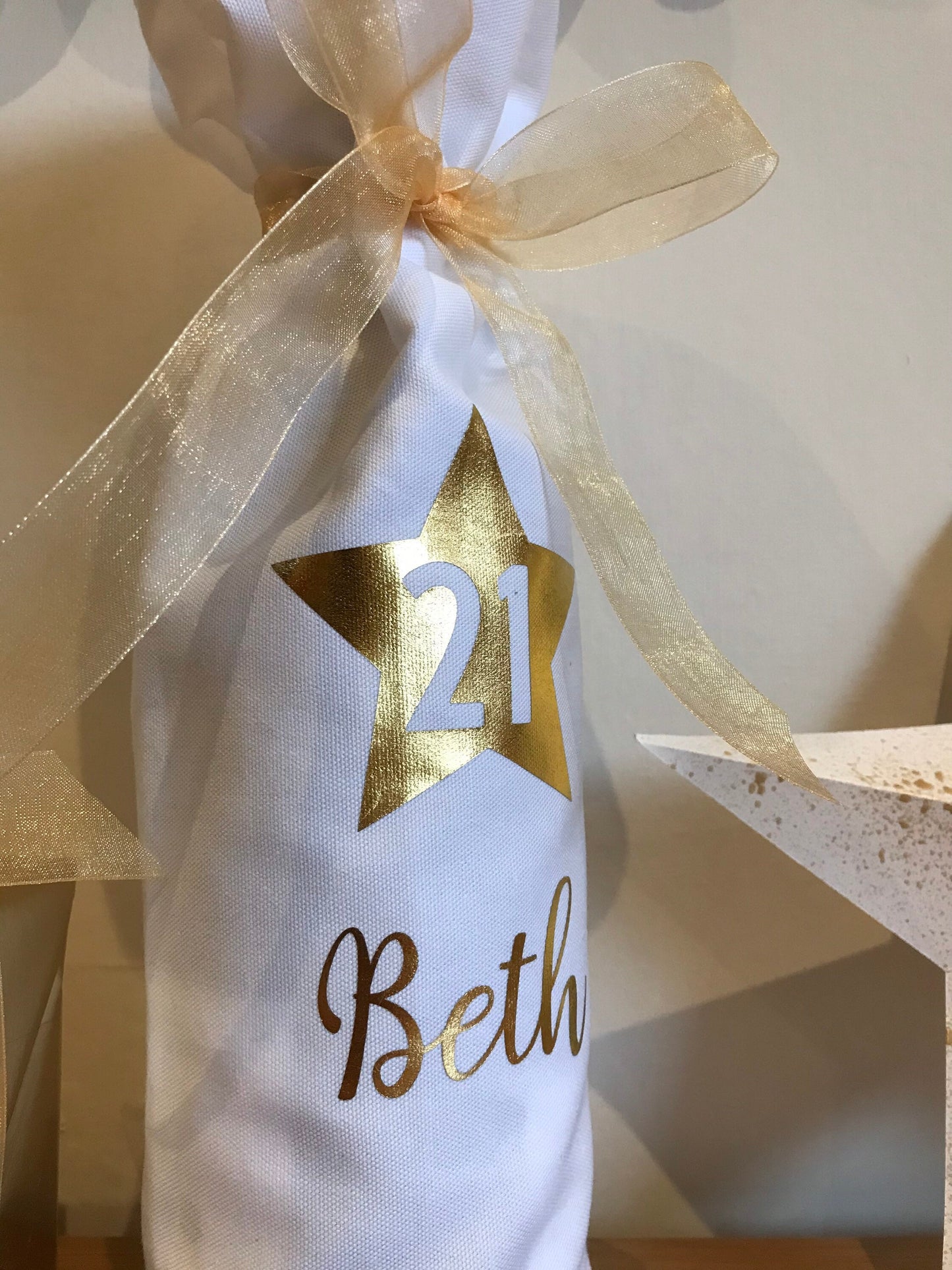 Wine Bottle Gift Bag, Gold Black White, 18th 21st Birthday, Champagne, personalised gift bag, name and any age, star